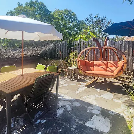 Maison Avec Piscine Сasa de vacaciones *