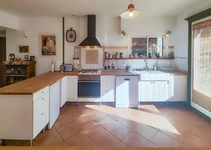 Maison Avec Piscine Faugères